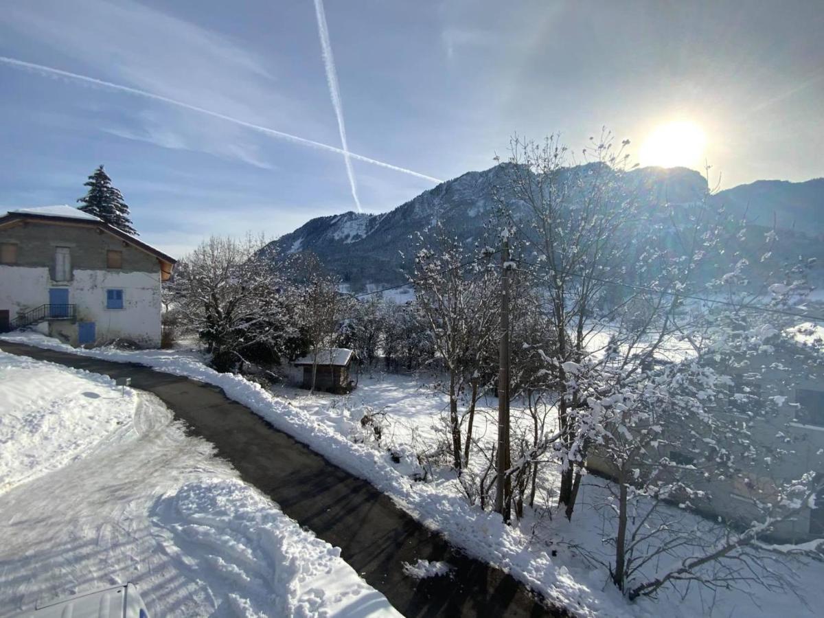 Votre Studio Balneo Bien-Etre A La Montagne Thollon-les-Memises Zewnętrze zdjęcie